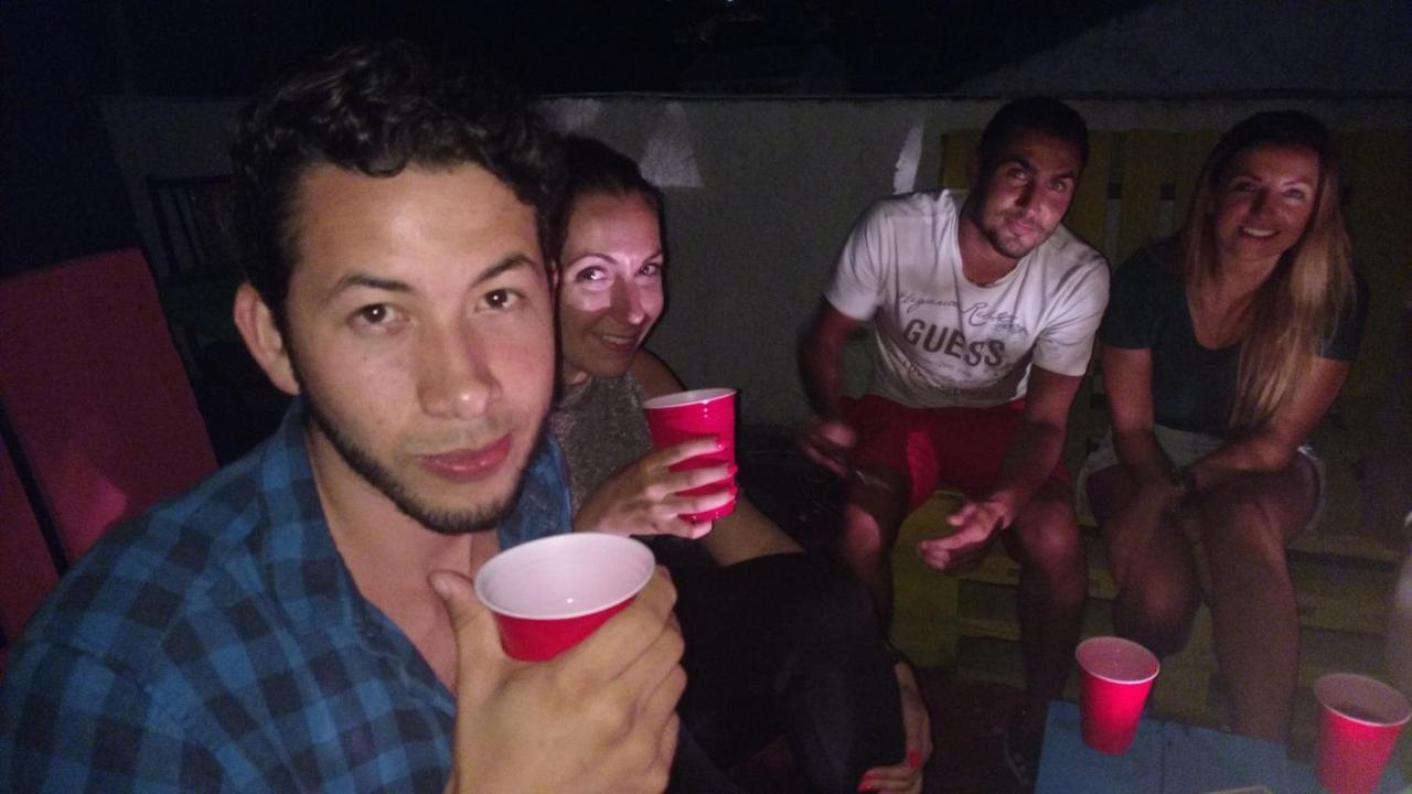 Kukulcan Hostel & Friends カンクン エクステリア 写真